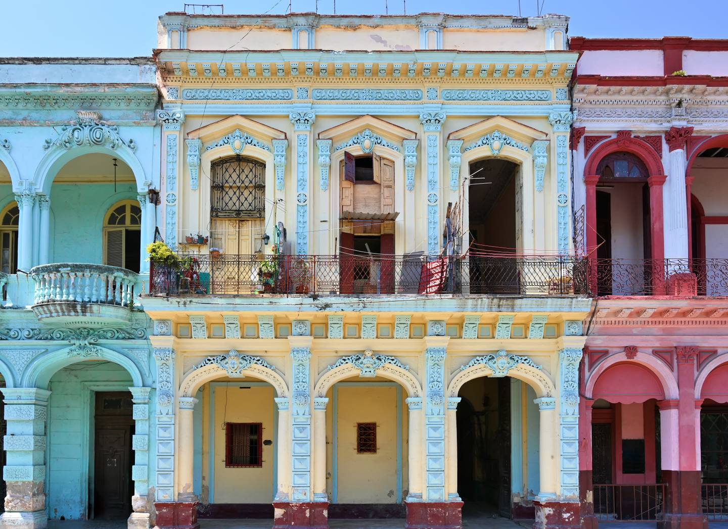 blt44f9e6fce9021398-kuba-havanna-bunte-haeuserfassade-g-1276636295.jpeg kuba-havanna-bunte-haeuserfassade-g-1276636295.jpeg