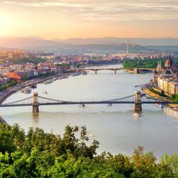 ungarn-budapest-panoramablick-g-1131645659.jpg