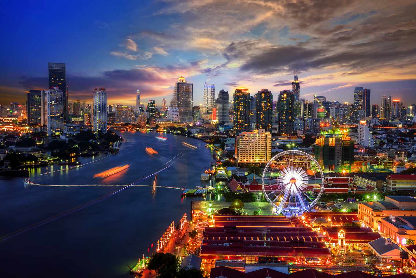 thailand-bangkok-g-483816132.jpg