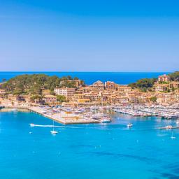 spanien-mallorca-puerto-de-soller-g-505840034.jpg
