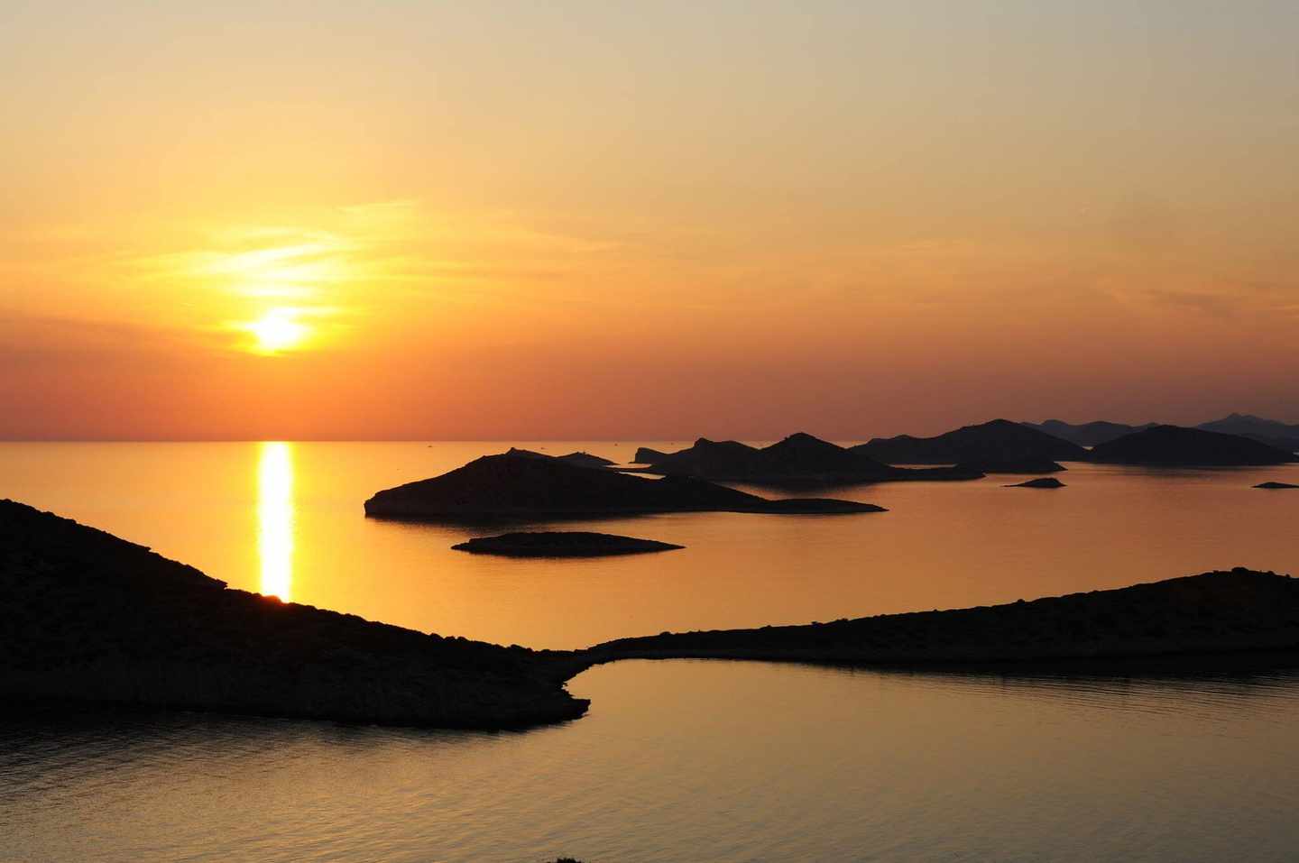 kroatien-kornati-nationalpark-sonnenuntergang-g-157431638.jpg