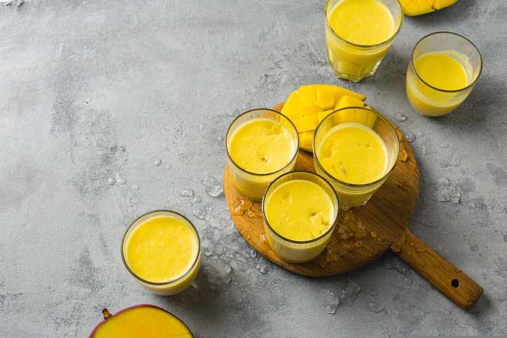 mango-lassi-g-1178694350.jpg