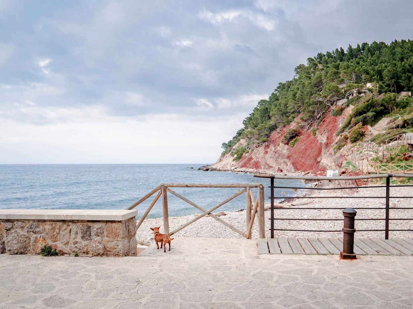 spanien-mallorca-valldemossa-strand-von-port-valldemossa-g-1346401808.jpg