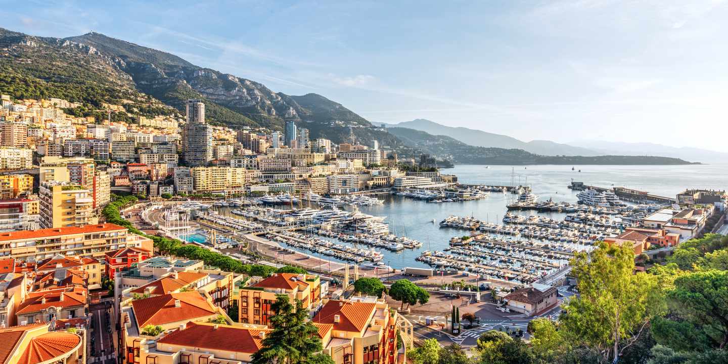 monaco-sommer-herkulesafen-g-1714900708.jpg