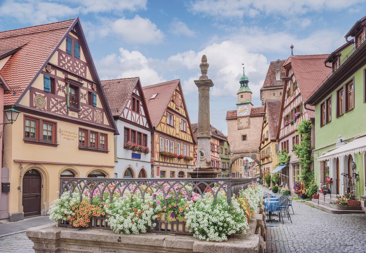 deutschland-bayern-rothenburg-ob-der-tauber-g-1327485696.jpeg