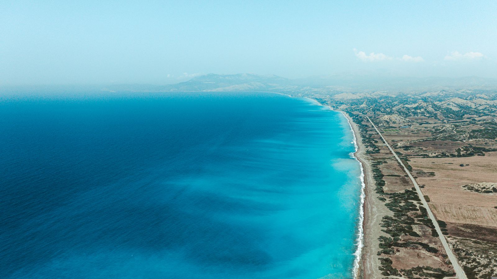 Strand an der Westküste von Rhodos