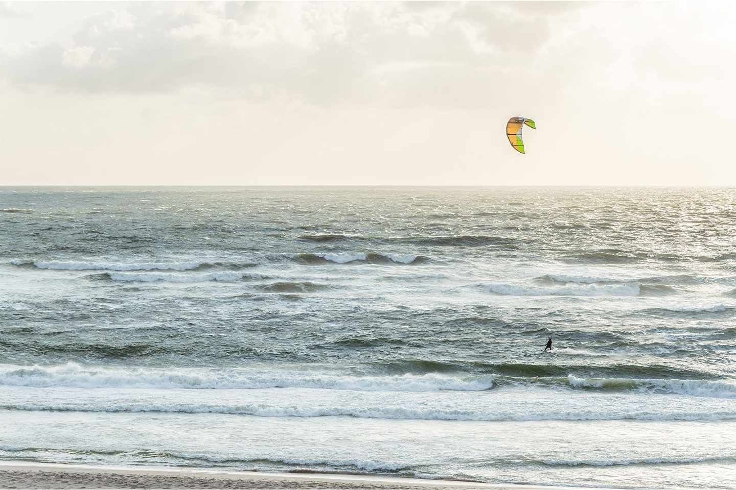 griechenland-kos-kitesurfer-g-497789382.jpg