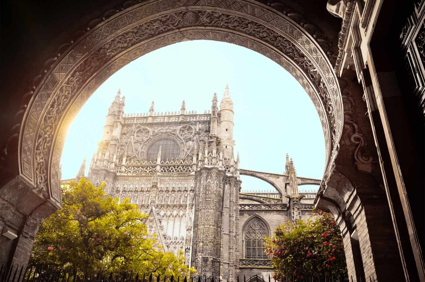 spanien-andalusien-kathedrale-von-sevilla-g-170640687.jpg