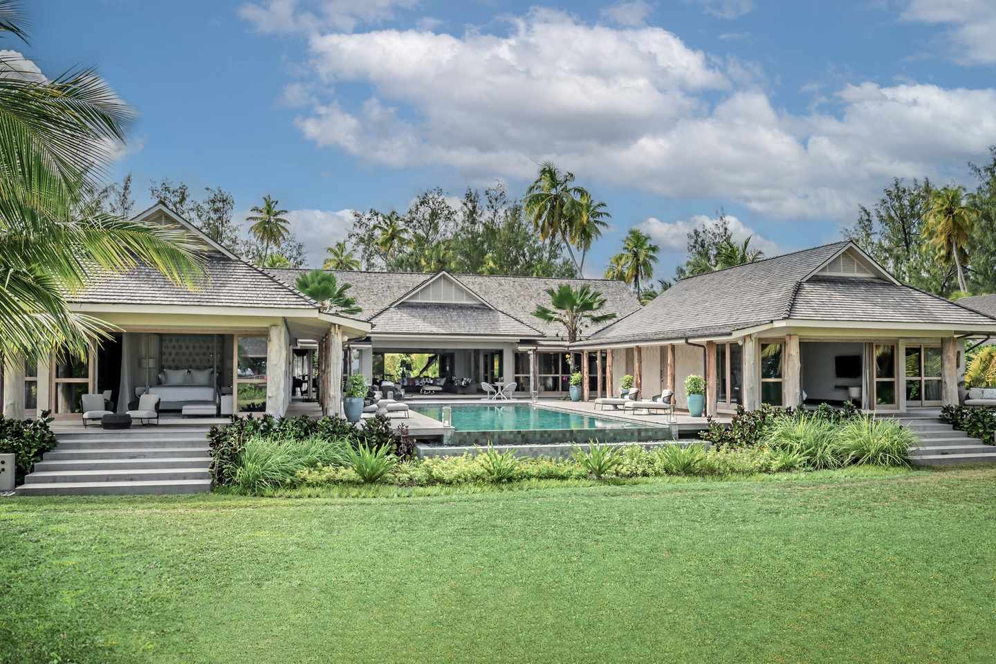 blt96393a858f091a85-deluxe-aussergewoehnliche-uebernachtungen-seasons-seychelles-desroches-der1439384.jpg Privatsphäre im Grünen: großzügige Villa mit Pool für entspannten Inselurlaub