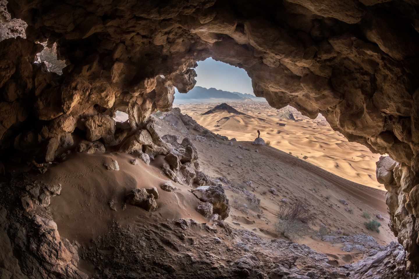 Höhlenansicht der Maleha-Wüste in Ras Al Khaimah