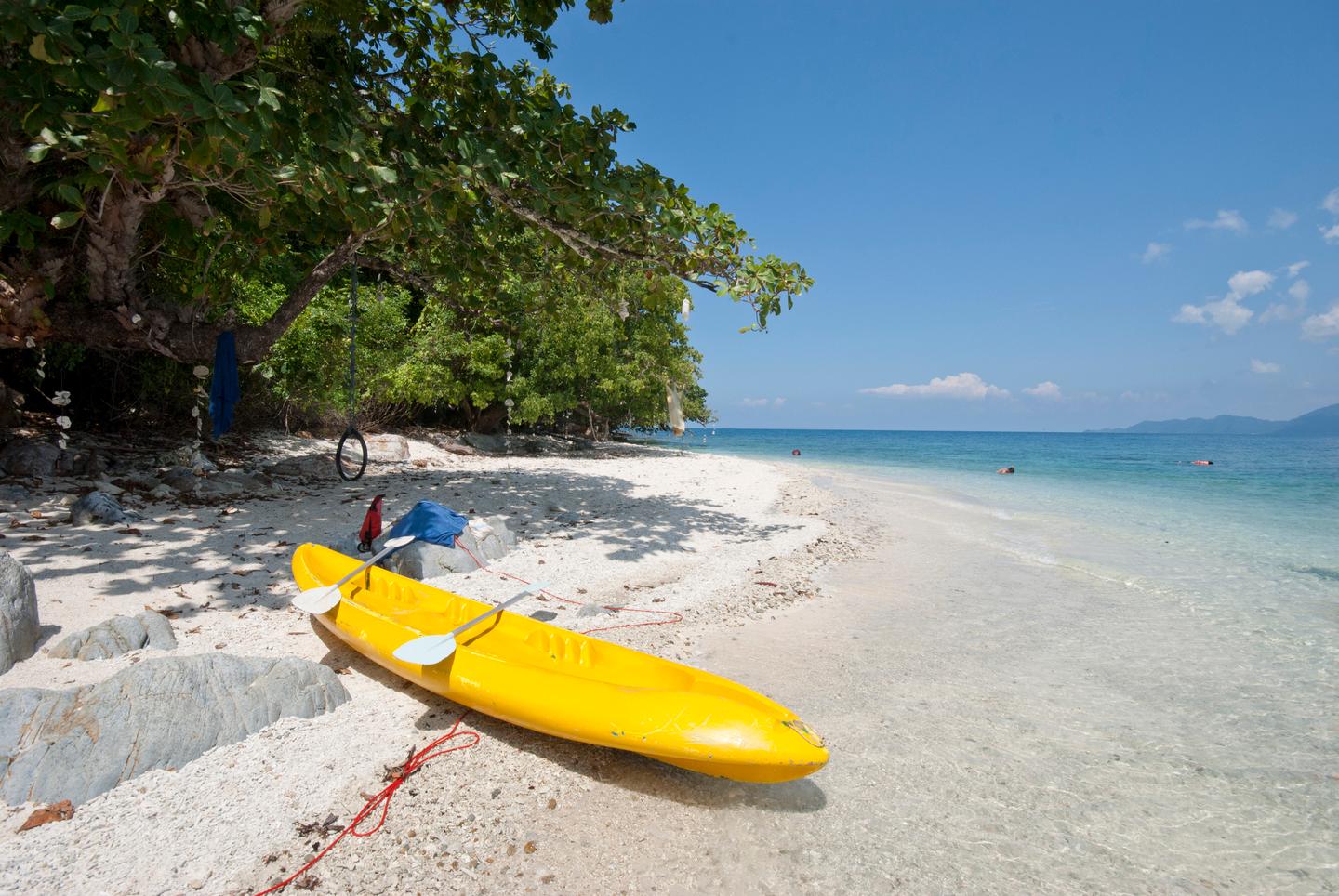 thailand-koh-chang-kanu-kajak-t-494132208.jpg