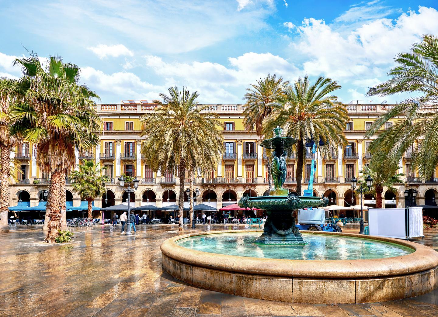 spanien-barcelona-altstadt-g-1142193520.jpg