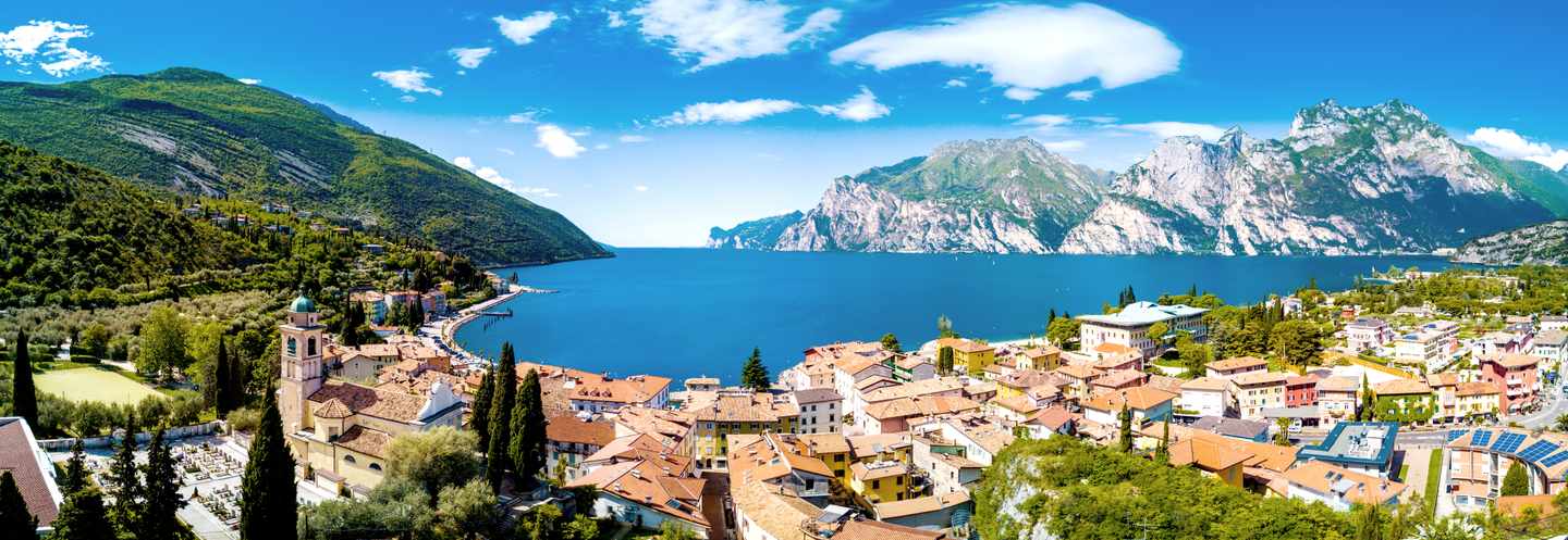 italien-gardasee-torbole-g-693860490.jpg
