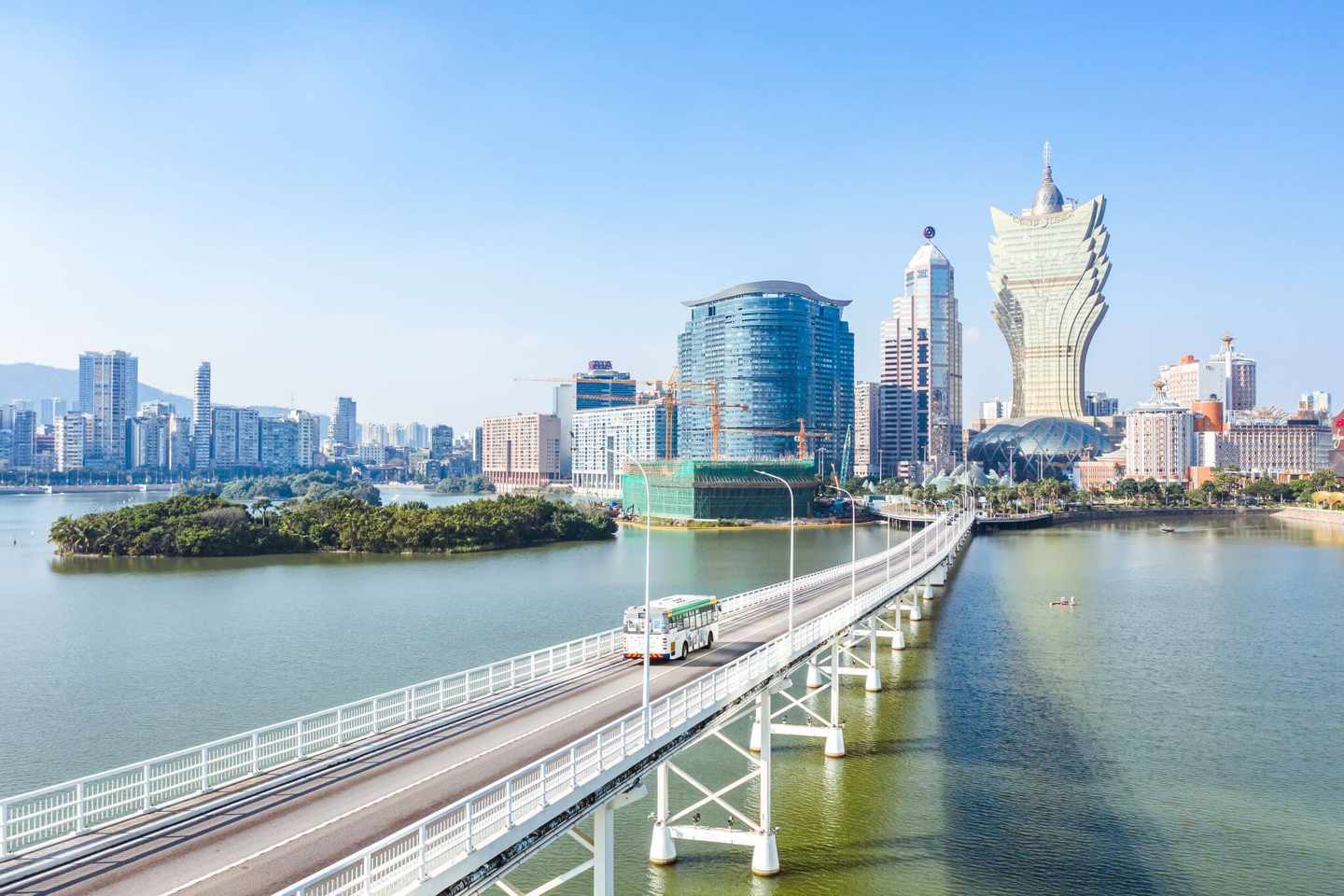 china-macau-skyline-brücke-g-1190651982.jpg