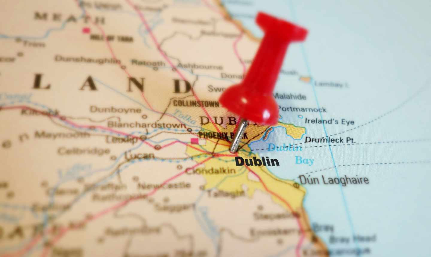 irland-dublin-landkarte-stecknadel-t-528766317.jpg