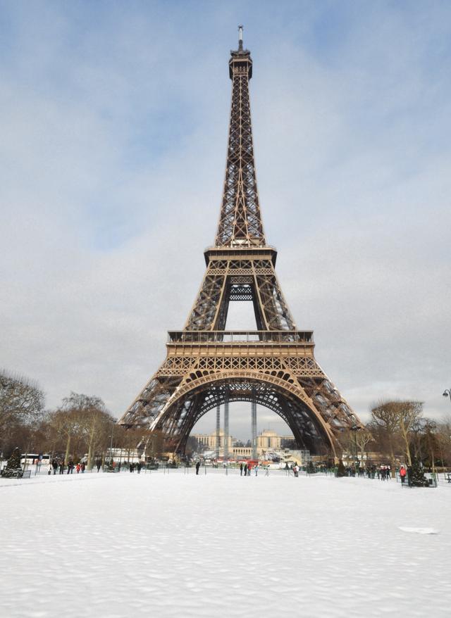 Winter in Paris Winter in the City - Städtereisen im Winter Paris Eiffelturm im Schnee