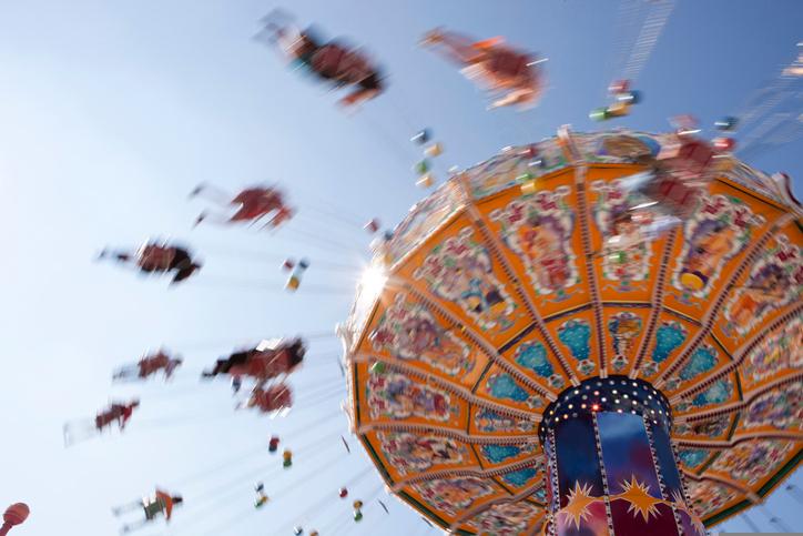muenchen-karussel-oktoberfest-g-177236037.jpg