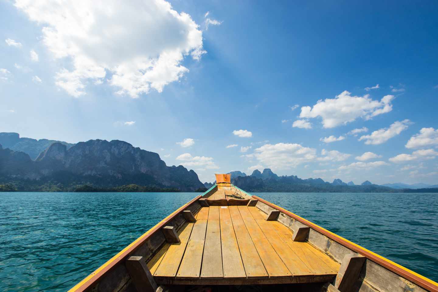 thailand-khao-lak-khao-sok-longtail-boot-t-512938343.jpg