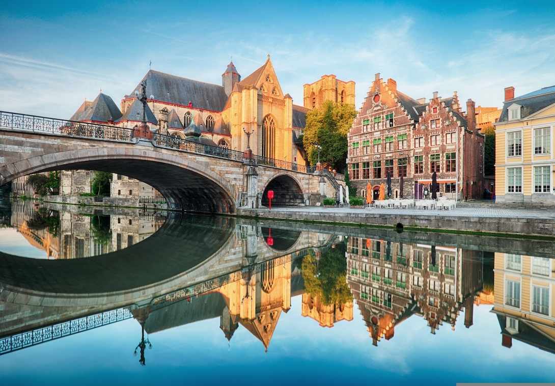 2_3_gent_brueckenstadt_wasser_stadt_dertour_g-841123866.jpg