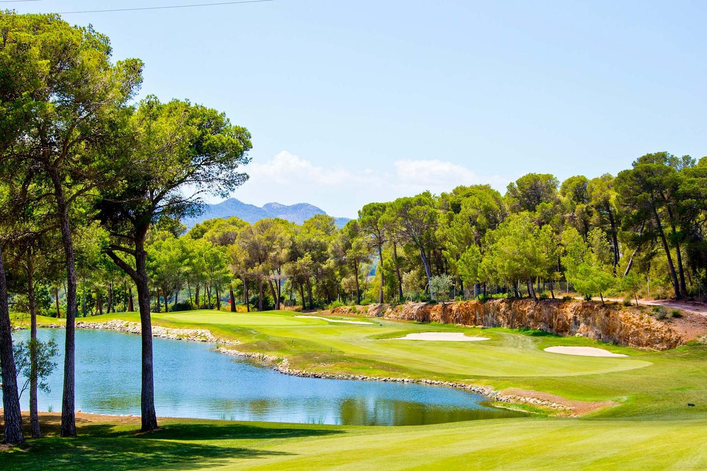 luxus-mallorcas-schoenste-golfplaetze-golf-son-muntaner-DER1272145.jpg