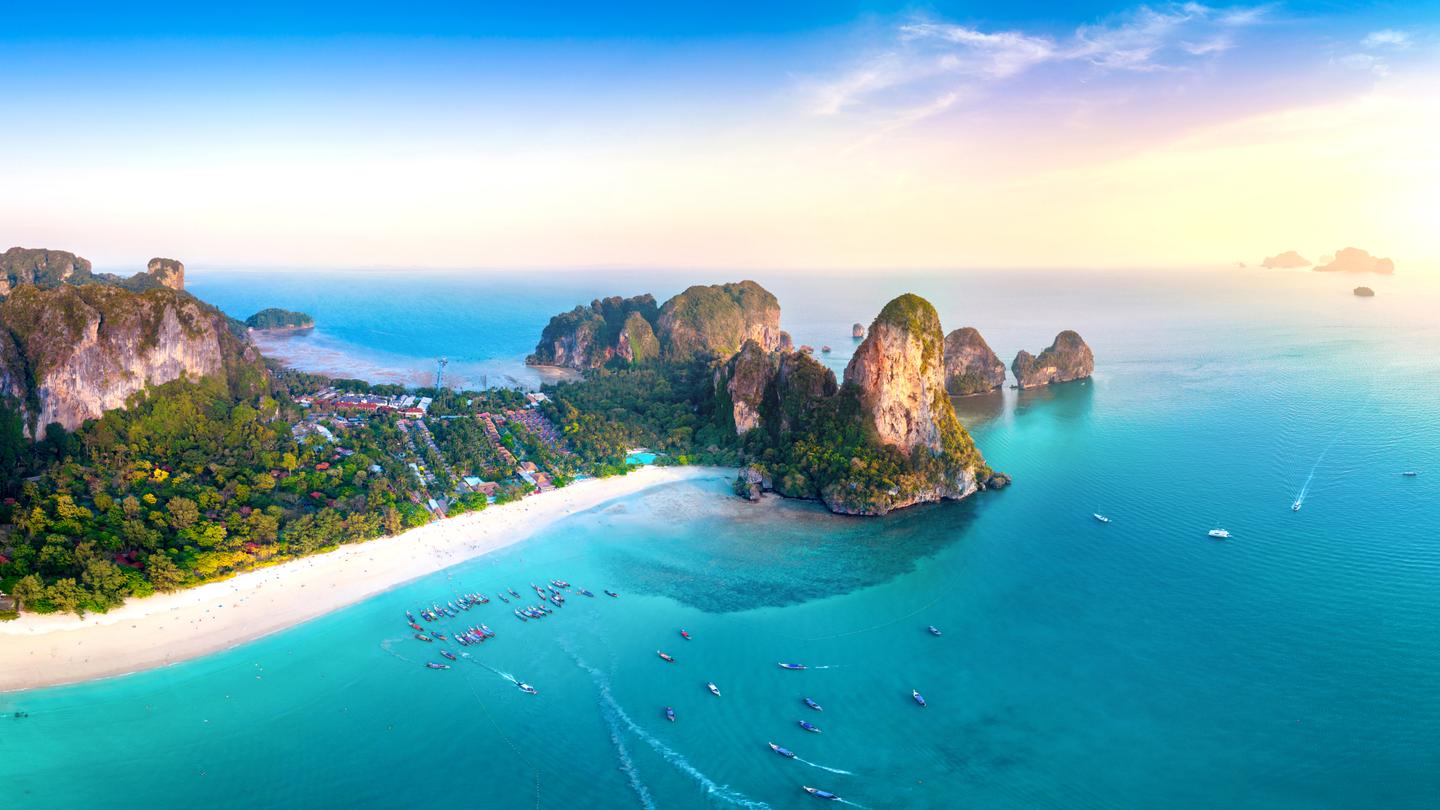thailand-phuket-strand-g-1495109371.jpg