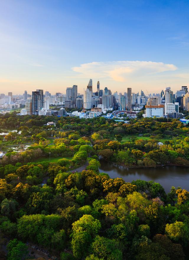 Geheimtipps in Bangkok thailand-bangkok-lumpini-park-t-668497262.jpg