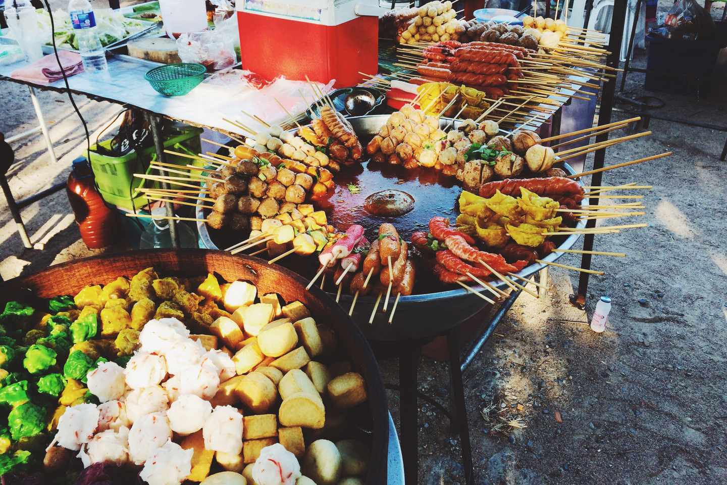 thailand-food-market-t-610951930.jpg