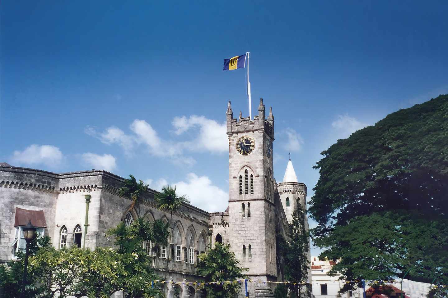 karibik-barbados-bridgetown-parlament-g1362501034.jpg