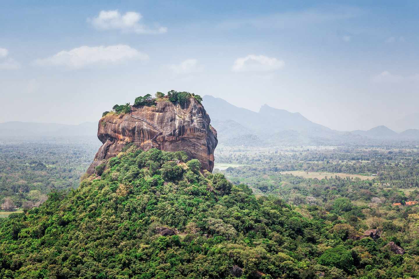 blt7d2eeb7d63d4eda8-Sri-Lanka-Sigiriya-Lion-Felsen-g-1031422884.jpg Löwenfels von Sigiriya