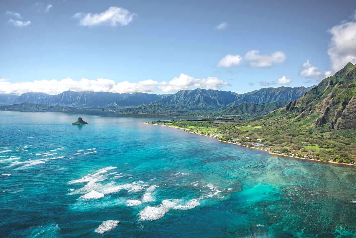 usa-hawaii-luftaufnahme-der-kueste-von-oahu-g-2192719994.jpg