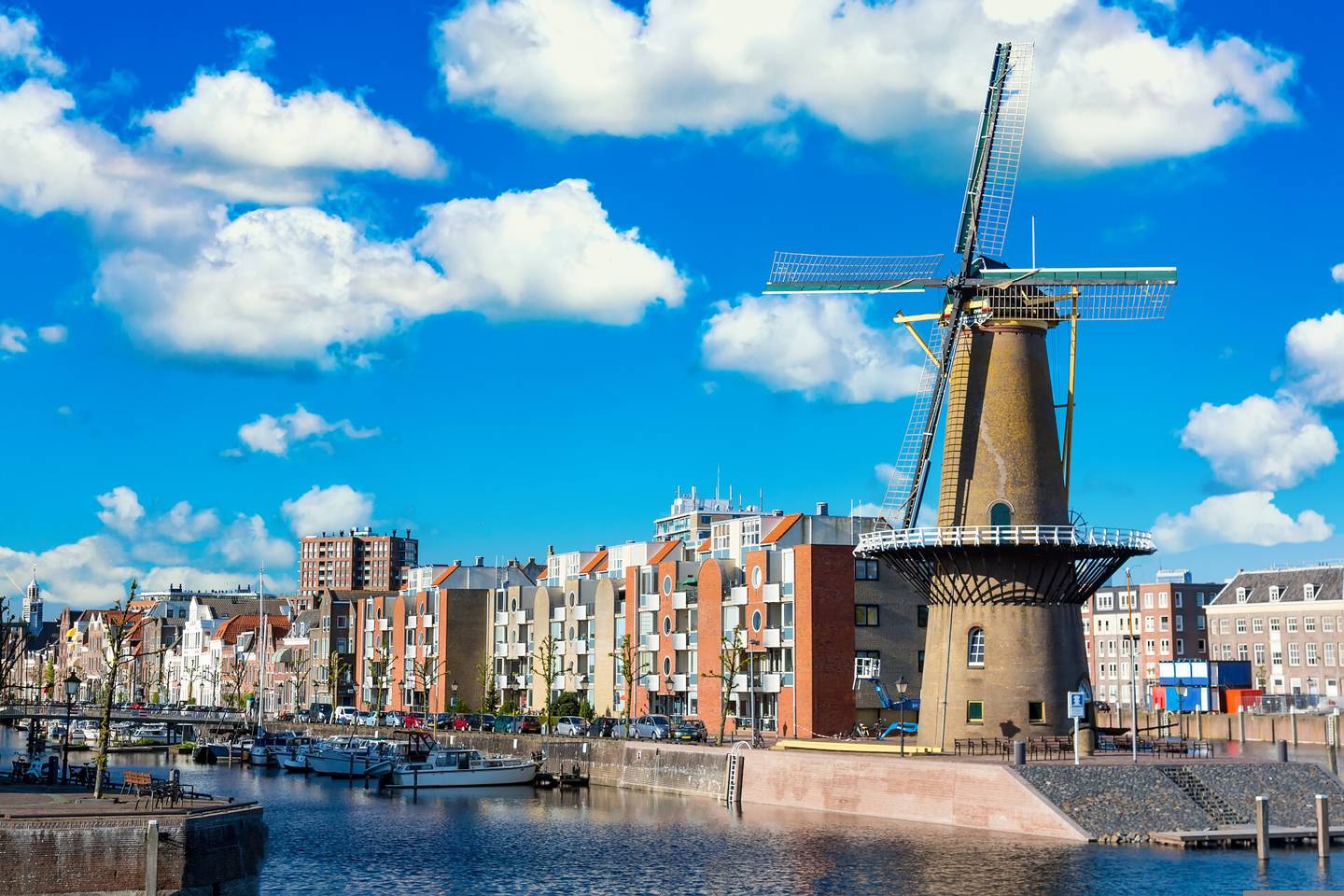 blt53e85ac364fb1fc5-niederlande-rotterdam-delfshaven-viertel-klein-g-1226321186.jpg niederlande-rotterdam-delfshaven-viertel-klein-g-1226321186.jpg