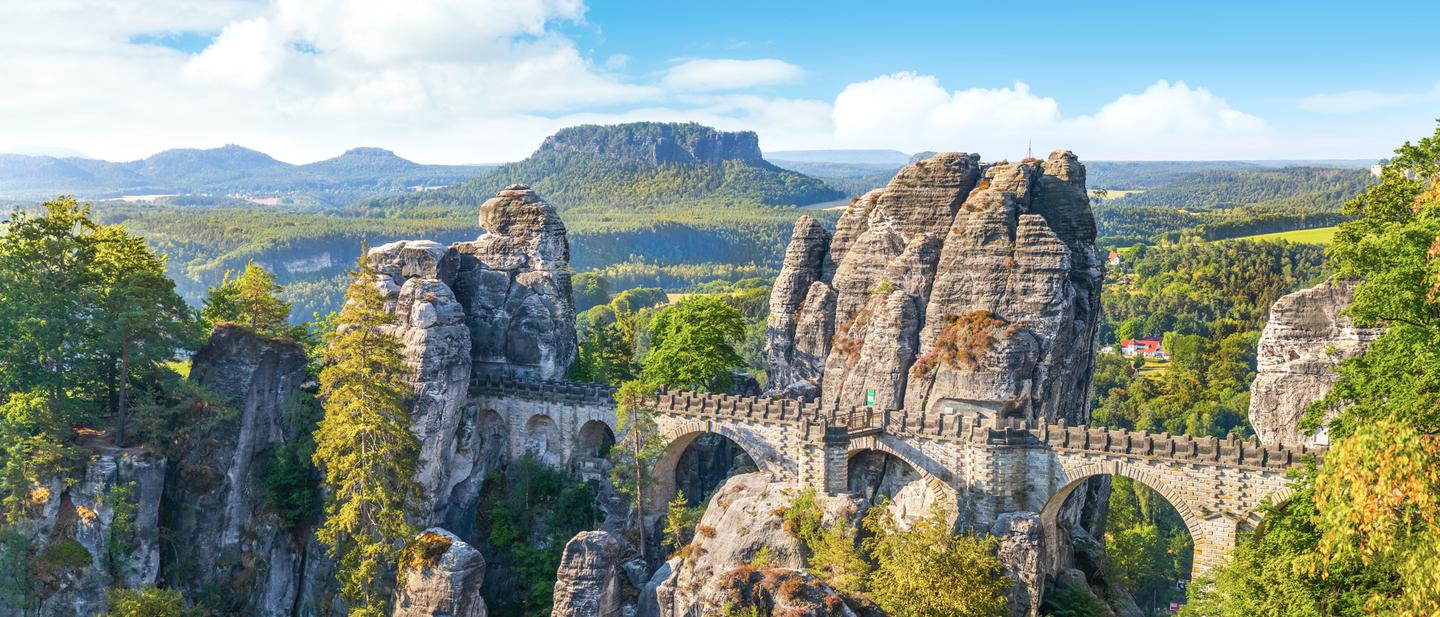 blta0ad5614e27e25a8-deutschland-sachsen-saechsische-schweiz-nationalpark-bastei-felsformation-g-1413786316.jpg deutschland-sachsen-saechsische-schweiz-nationalpark-bastei-felsformation-g-1413786316.jpg