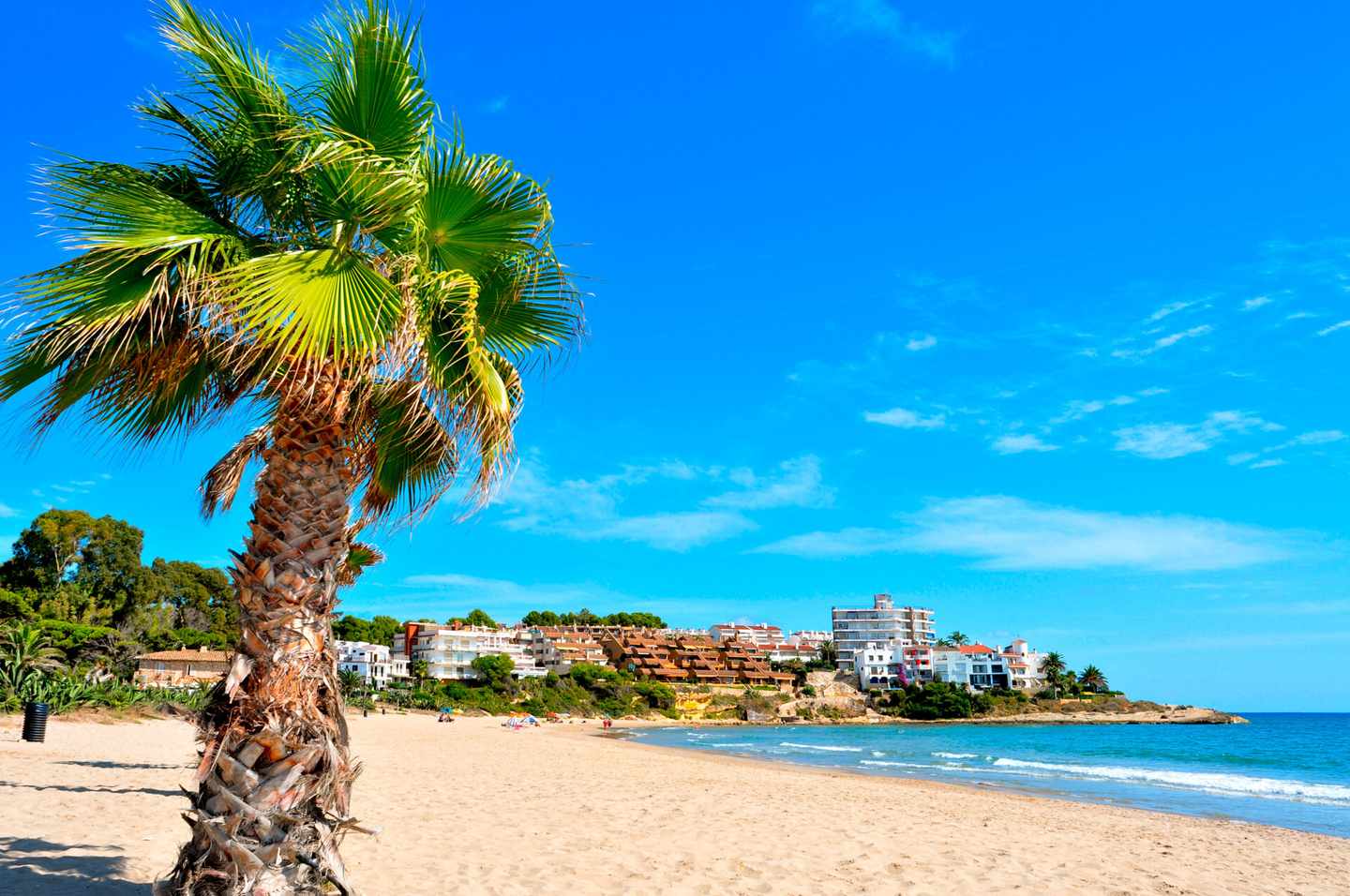 spanien-costa-dorada-altafulla-strand-klein-g-176873107.jpg