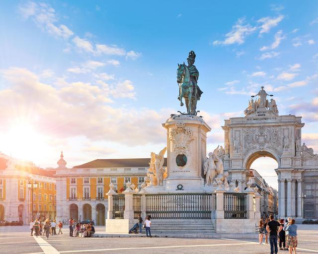 Lissabon und Lagos: City-Flair und Algarveküste