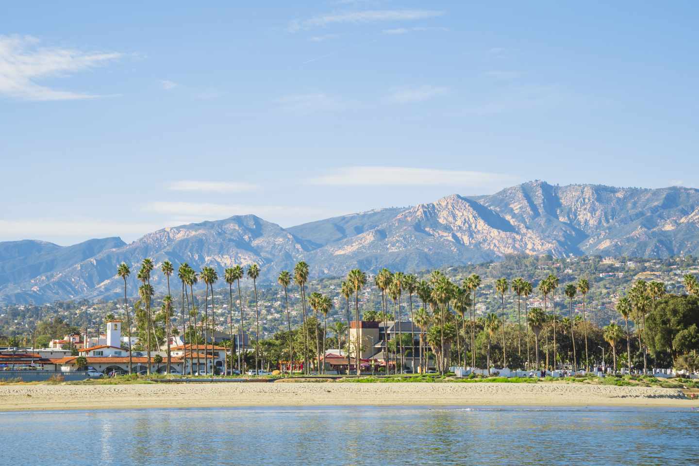 usa-kalifornien-santa-barbara-east-beach-g-1037614594.jpg