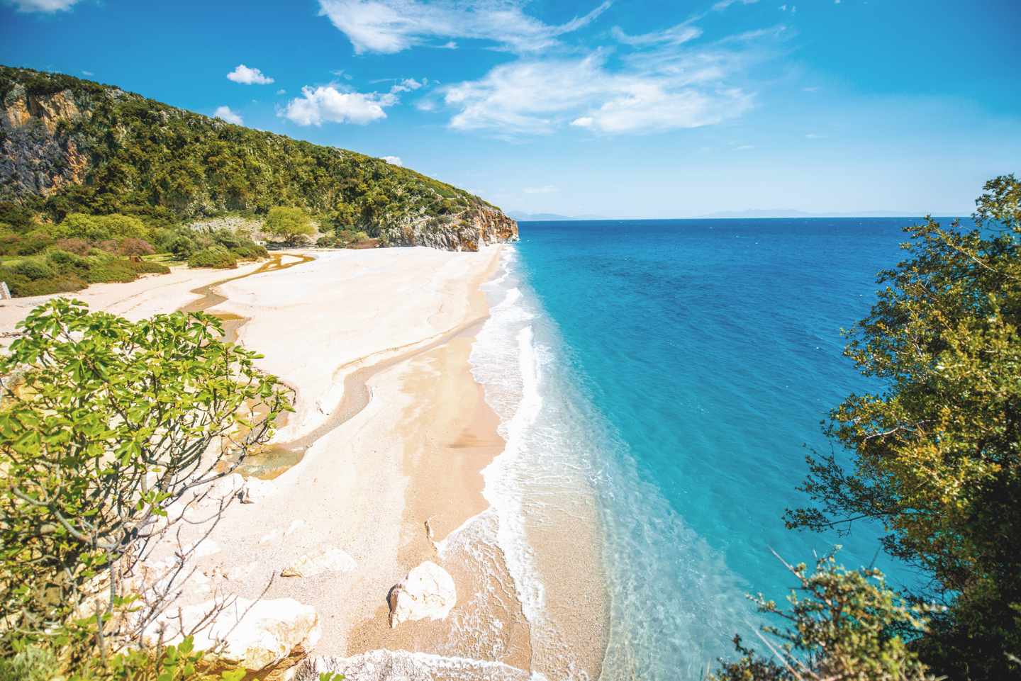 Albanien-Blick-auf-Gjipe-Strand-g-472797134.jpg