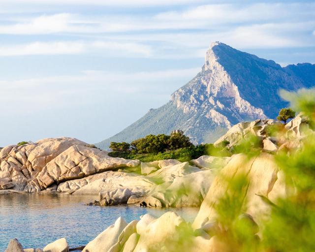 Sardinien pur: Smaragdküste und antike Geheimnisse