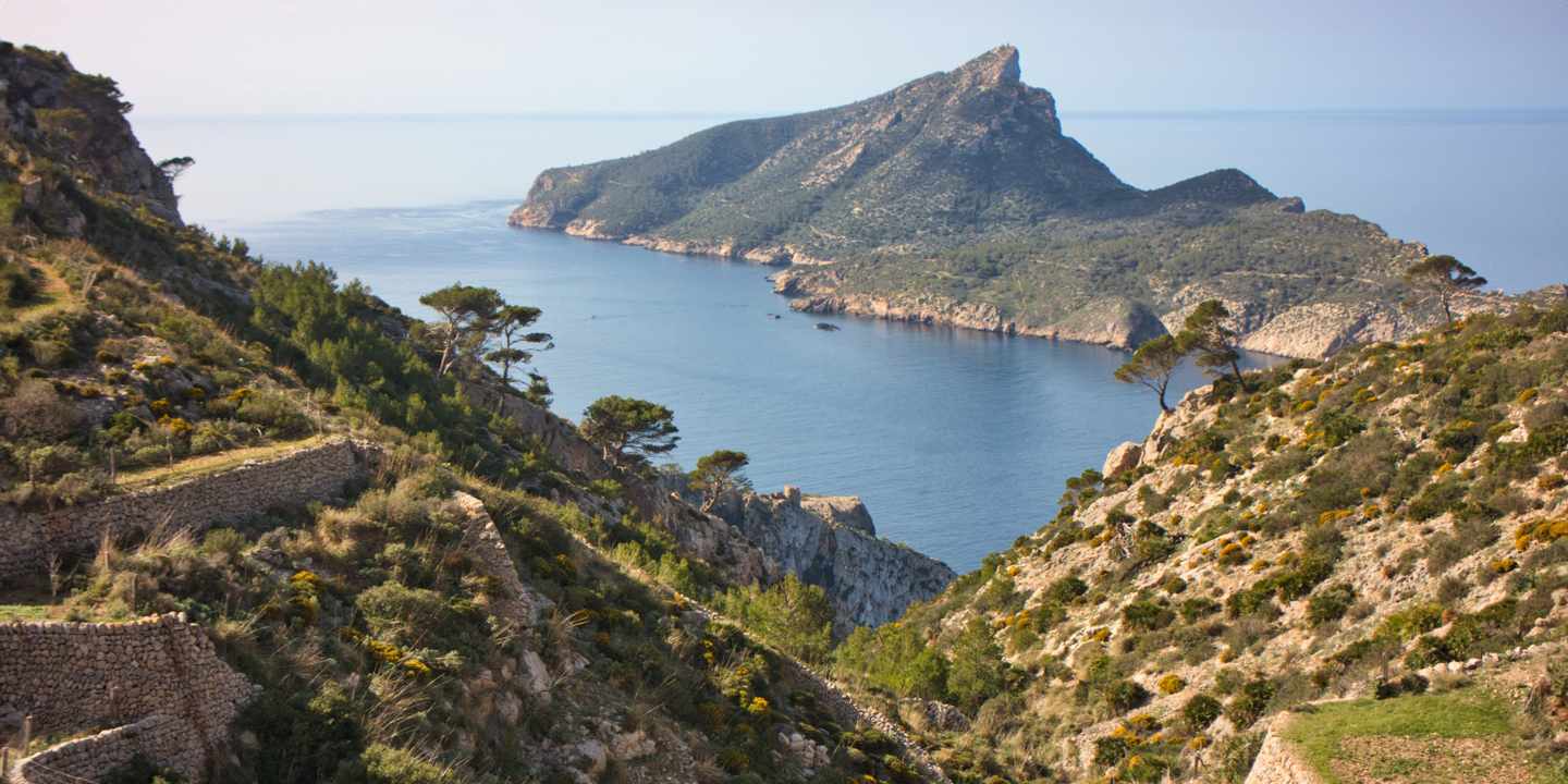 spanien-mallorca-landschaft-g-1215295419.jpg