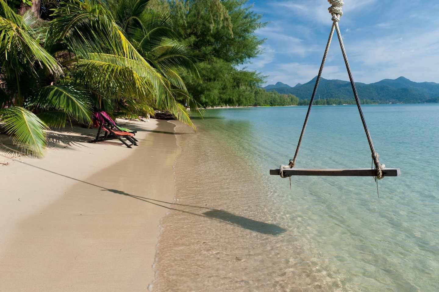 thailand-ko-chang-strand-t-133787592.jpg