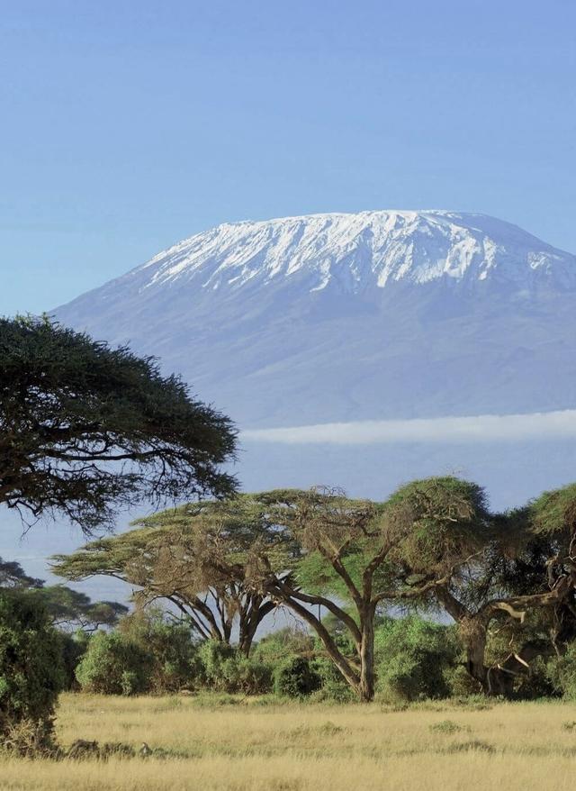 Zur Safari Amboseli Nationalpark Blick auf Kilimandscharo