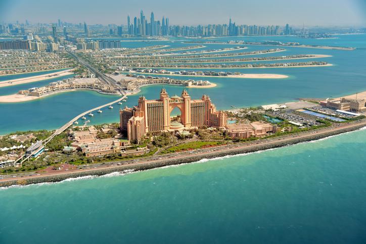 vereinigte-arabische-emirate-dubai-g-957229620.jpg