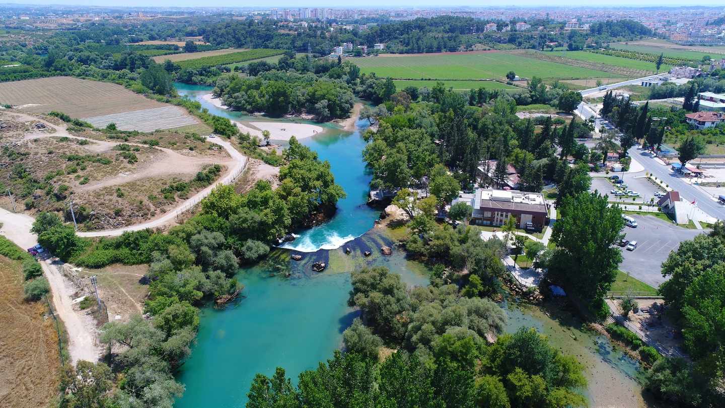 blt8ea439259c1d7ced-tuerkei-antalya-manavgat-wasserfall-luftaufnahme-g-995010526.jpg Manavgat Wasserfall