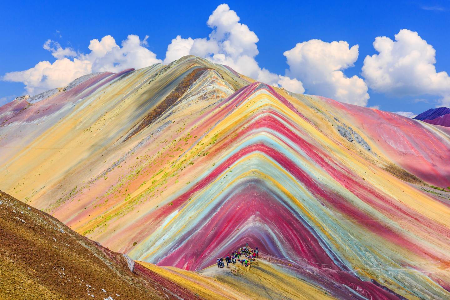 peru-vinicunca-t-697536374.jpg