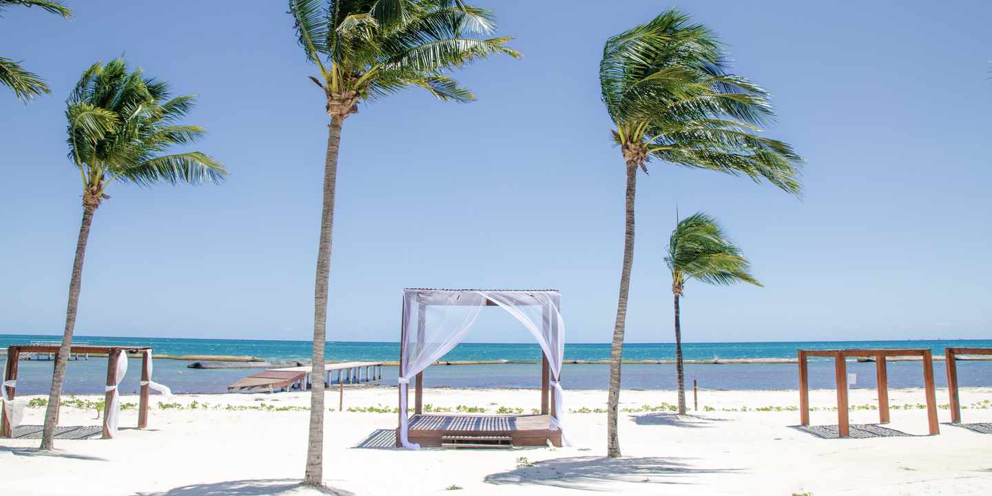 karibik-mexiko-playa-del-carmen-gazebo-g-1389696749.jpg