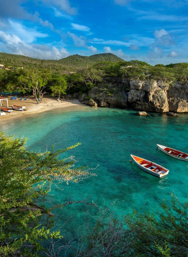 Mitarbeiter-Tipp: ABC-Inseln curacao-boote-laguna-g-1298947060.jpg