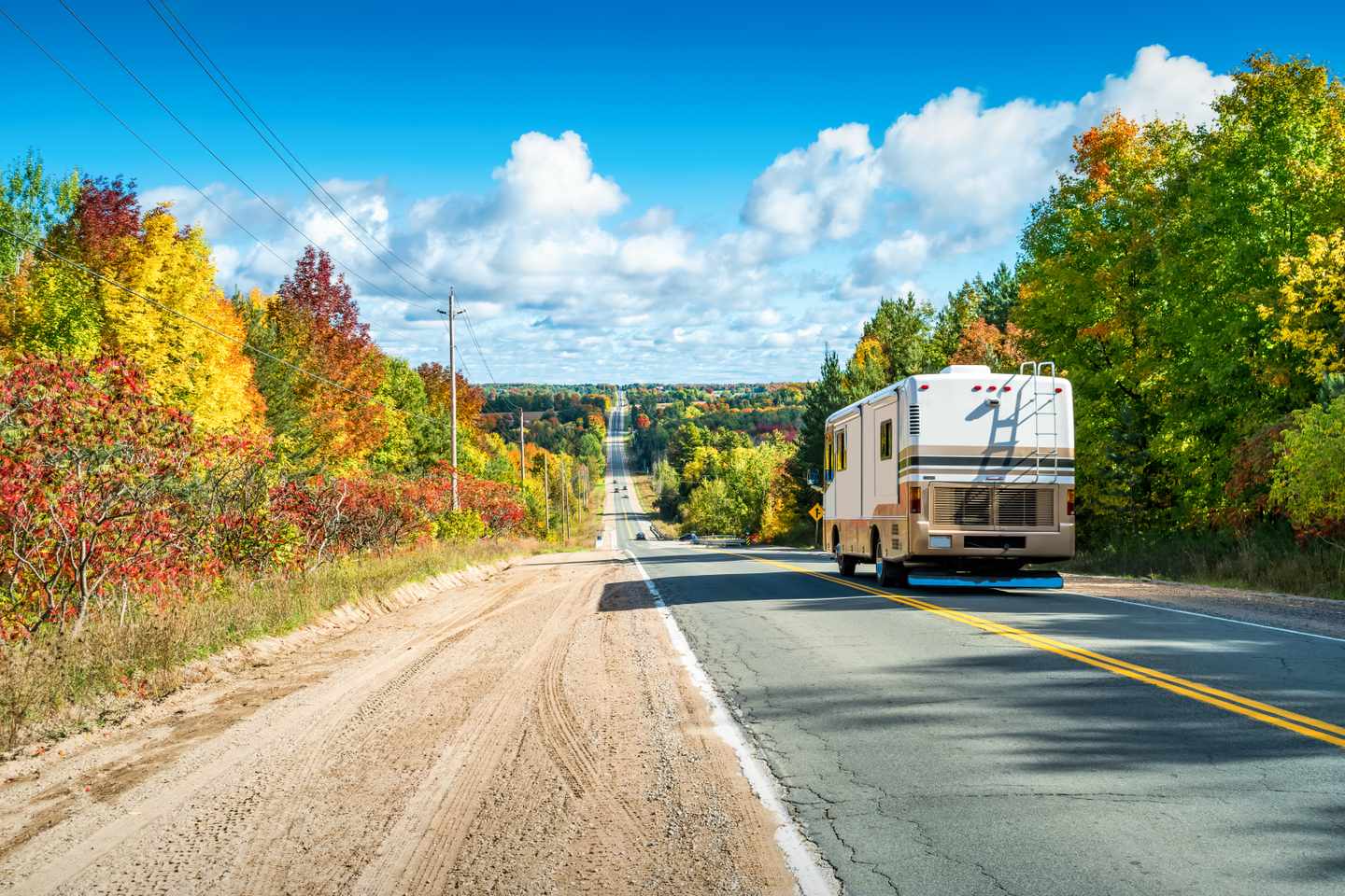 kanada-ontario-roadtrip-waehrend-indian-summer-g-1421693318.jpg