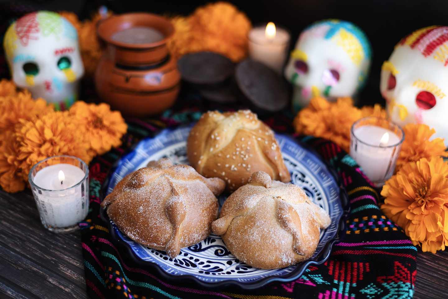 karibik-mexiko-dia-de-los-muertos-pan-de-muerto-g-1434272689.jpg