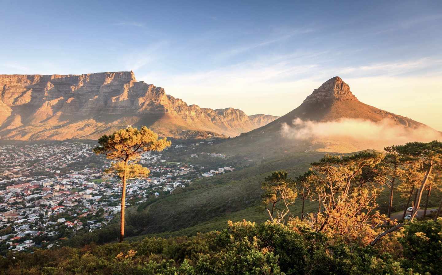 suedafrika-kapstadt-lions-head-t-640252566.jpg