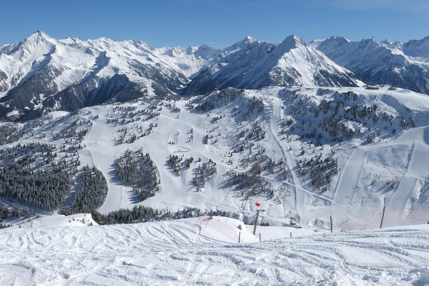 oesterreich-tirol-zillertal-mayrhofen-schneelandschaft-g-1280061815.jpg