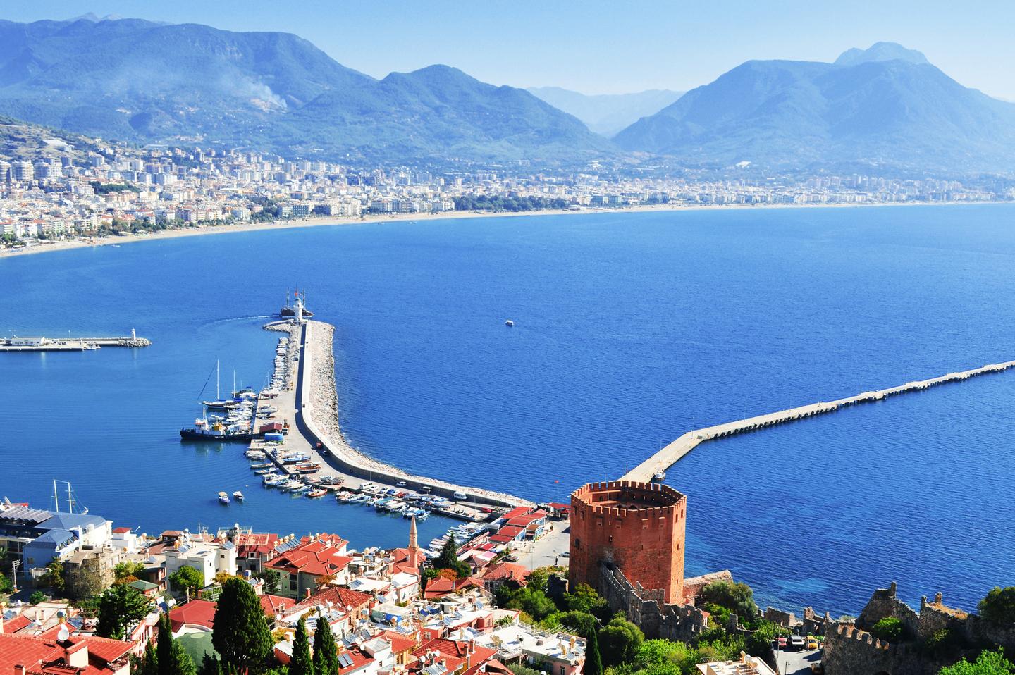 bltf84f285239236158-tuerkei-riviera-alanya-hafen-g-493379029.jpg tuerkei-riviera-alanya-hafen-g-493379029.jpg